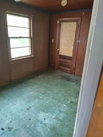 $43,500 | 3188 Hemphill Road, Burton, MI 48529