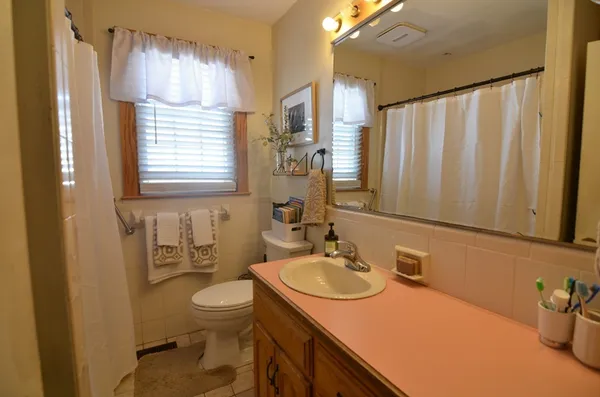 $2,900 | 307 Hancock Street, Braintree, MA 02184