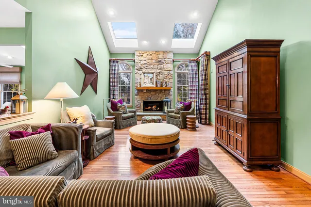 $1,600,000 | 2000 St Andrews Drive, Berwyn, PA 19312