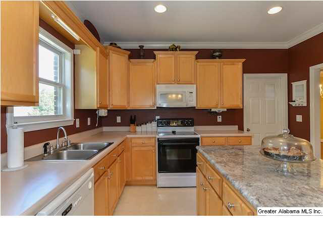 113 Canter Way Alabaster, AL 35007 - Photo 6 of 32
