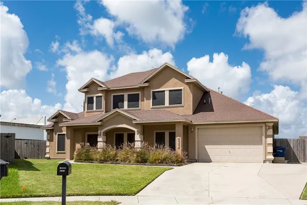 $2,750 | 5701 Loire Boulevard, Corpus Christi, TX 78413