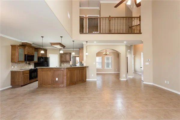 $2,750 | 5701 Loire Boulevard, Corpus Christi, TX 78413