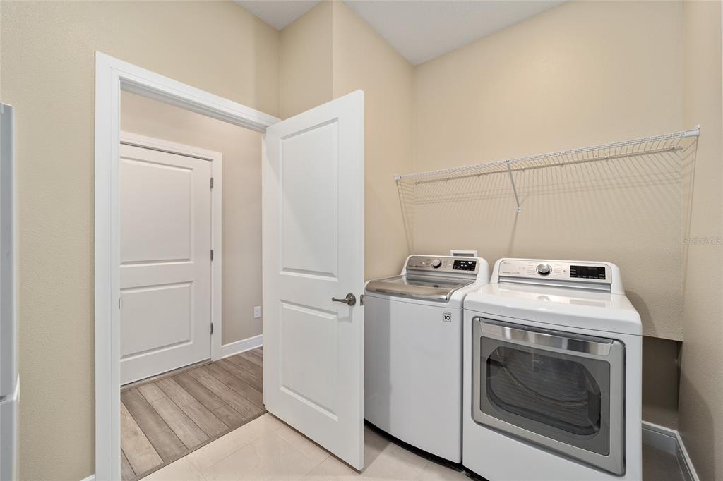 9184 Southwest 57th Place Road Ocala, FL 34481 - Photo 37 of 64 Laundry Room