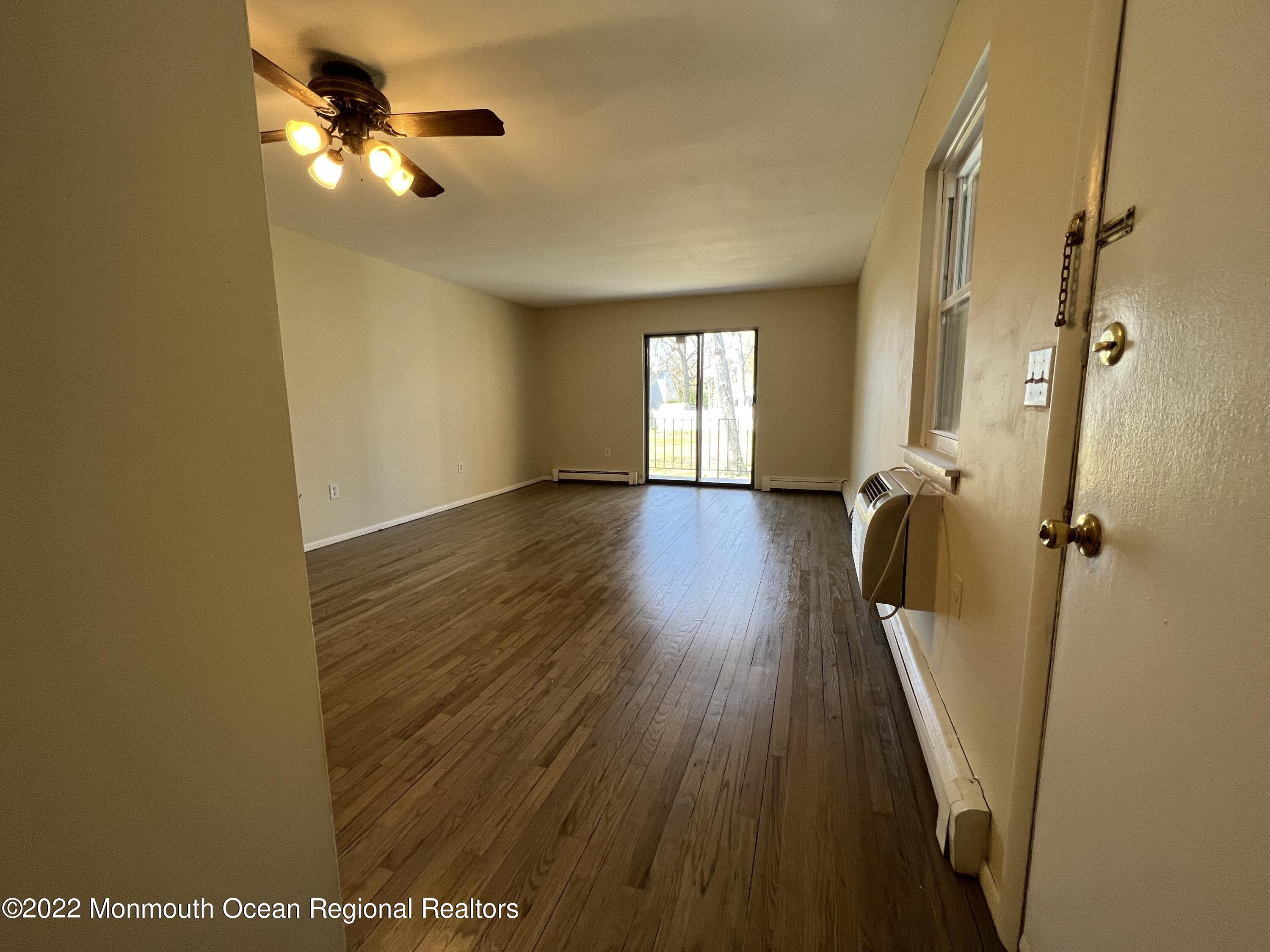 1105 Beaver Dam Road, Unit 4 Point Pleasant, NJ 08742 - Photo 3 of 13 IMG-3848