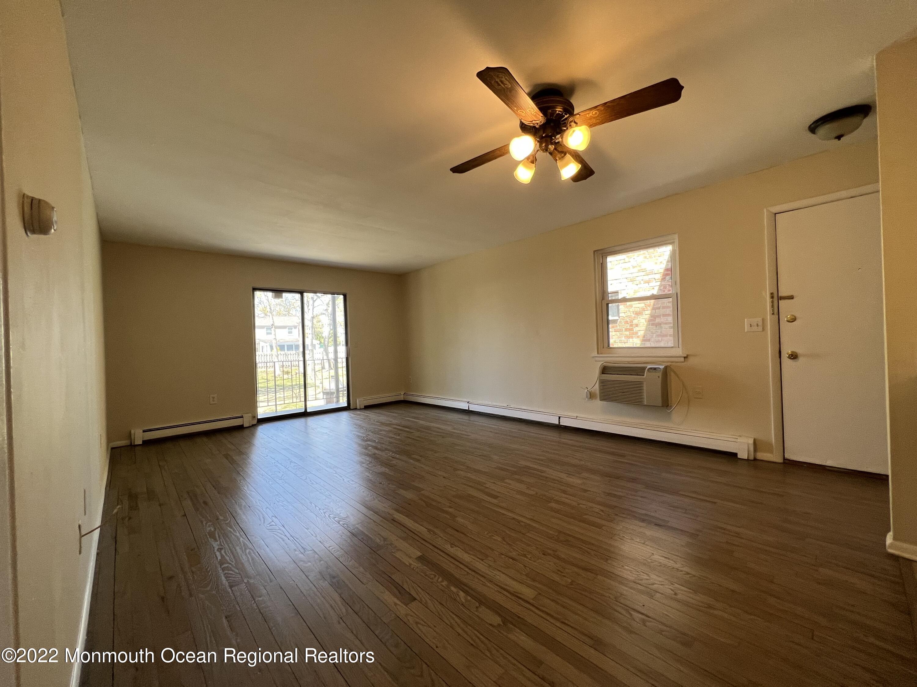 1105 Beaver Dam Road, Unit 4 Point Pleasant, NJ 08742 - Photo 5 of 13 IMG-3857