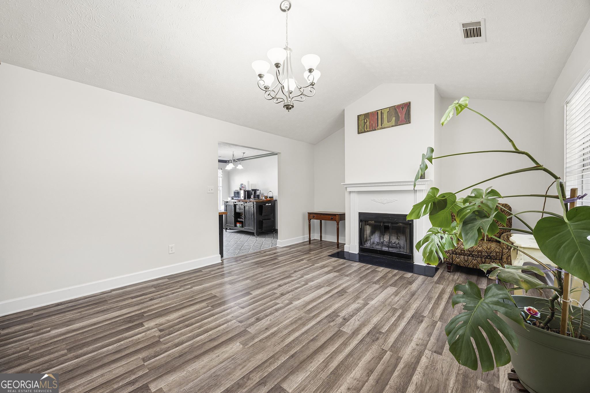 1038 Campbell Road Covington, GA 30014 - Photo 13 of 31