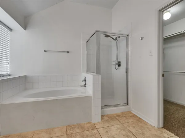 $2,400 | 3327 La Seine Lane, Spring, TX 77388