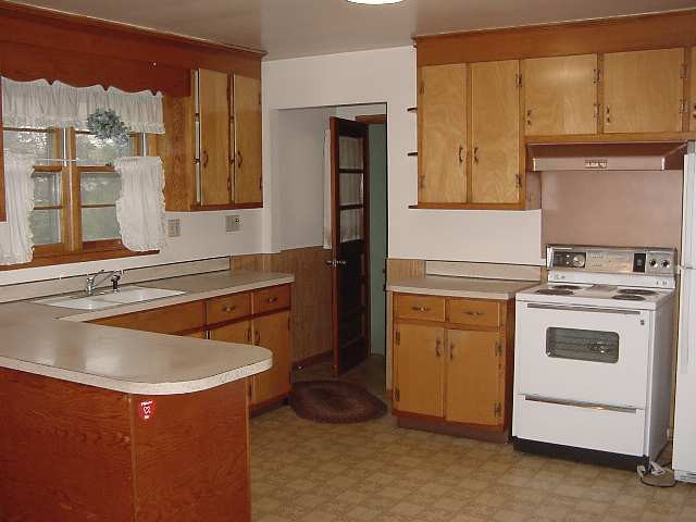1124 Wavell Road Rotterdam, NY 12303 - Photo 3 of 9 Photo 3