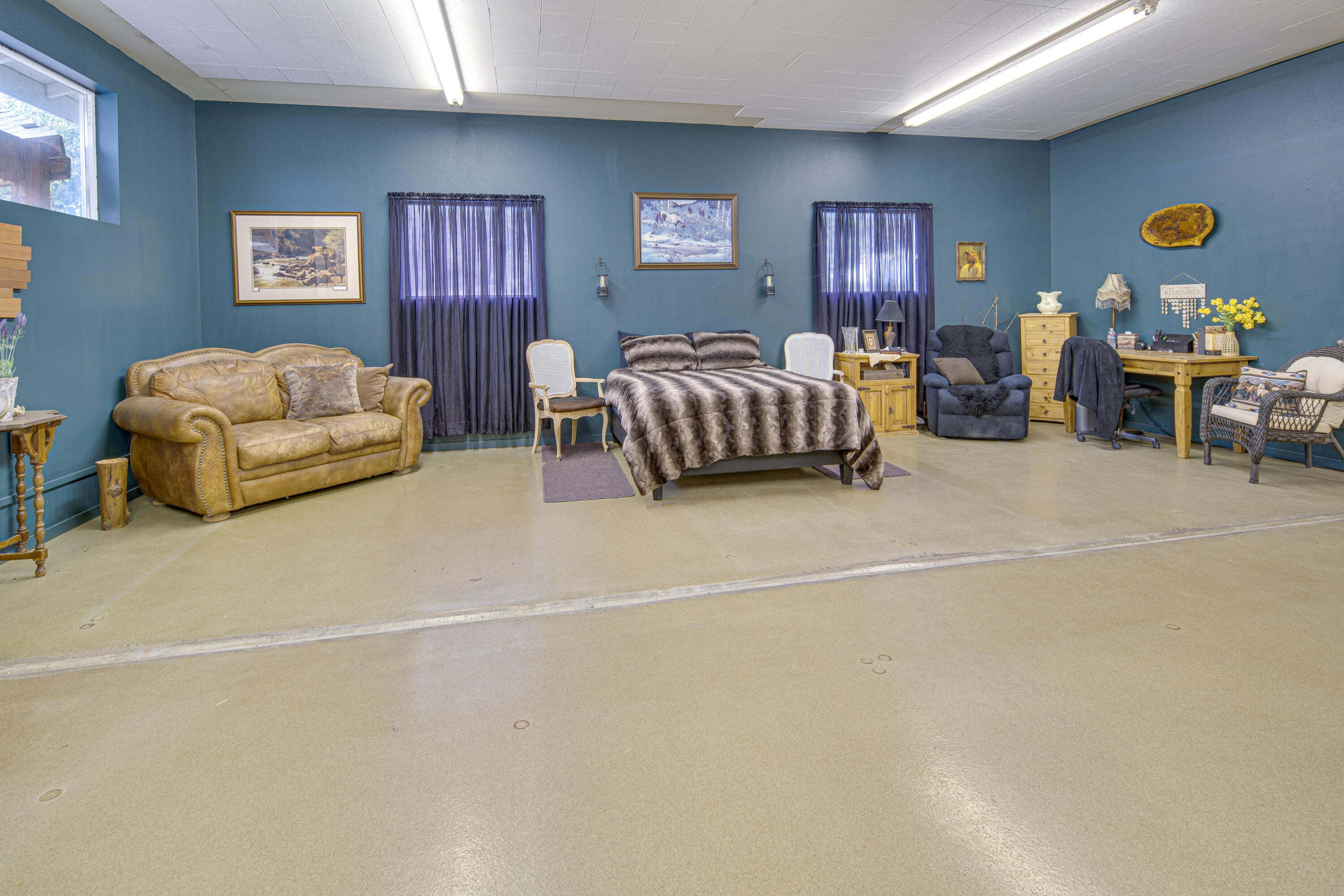 22075 Bear Creek Road Bend, OR 97701 - Photo 47 of 95 22075-243