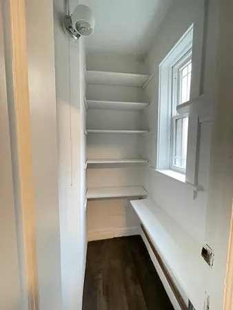 $3,200 | 5331 North Winthrop Avenue, Unit 3, Chicago, IL 60640