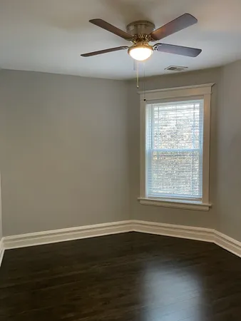 $3,200 | 5331 North Winthrop Avenue, Unit 3, Chicago, IL 60640