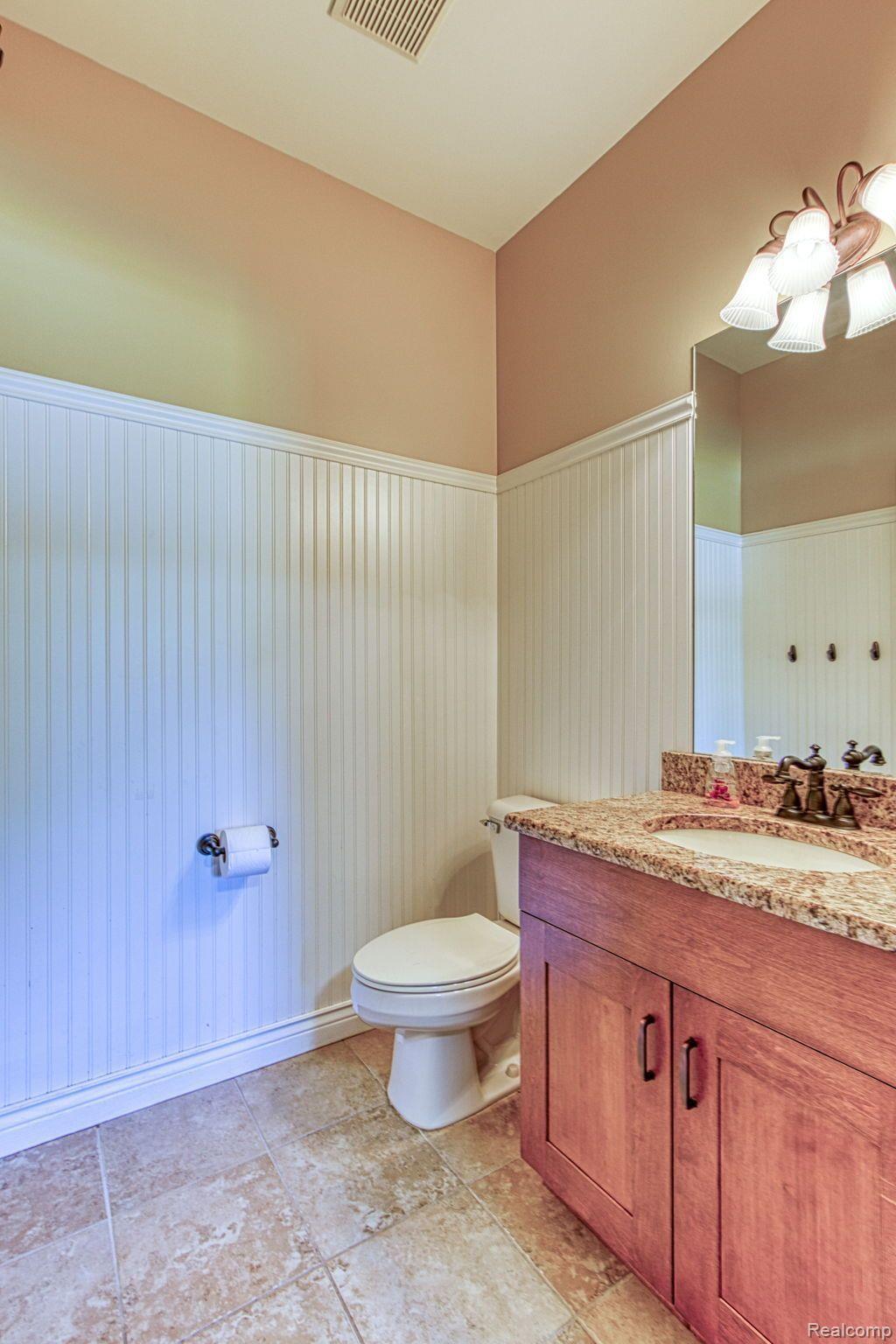 996 Hollow Corners Rochester, MI 48307 - Photo 71 of 99 Gallery Image 71