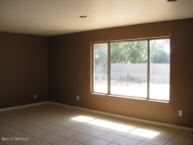 7840 North Rasmussen Avenue Tucson, AZ 85741 - Photo 8 of 29