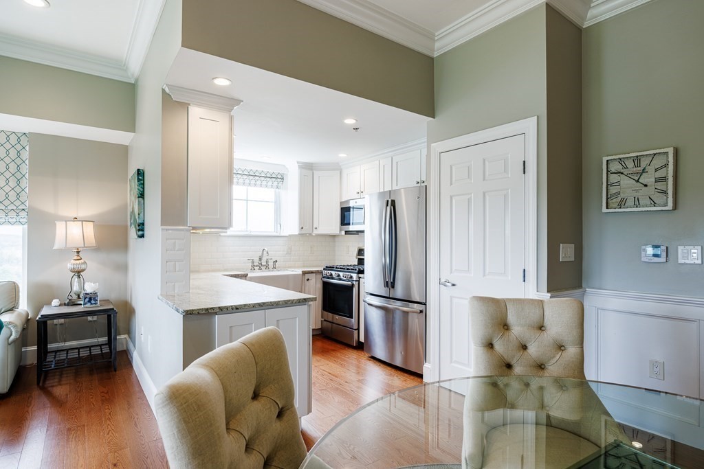 38 Village Road, Unit 702 Middleton, MA 01949 - Photo 8 of 42