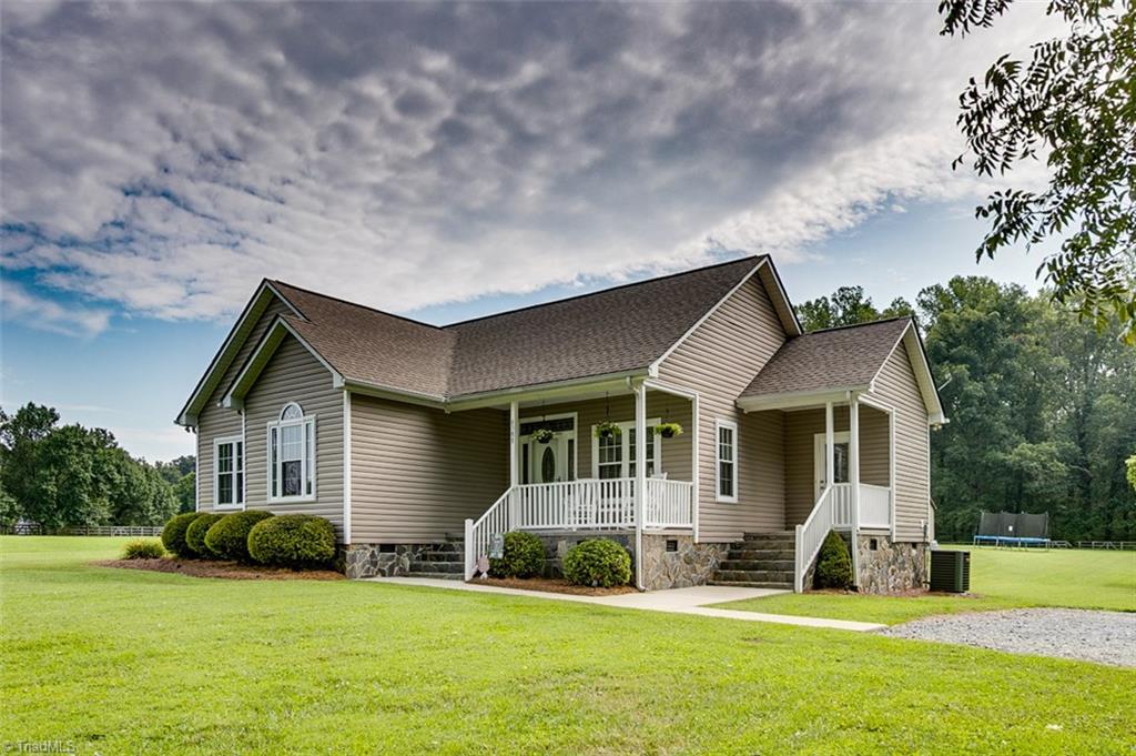 6388 Branson Davis Road Randleman, NC 27317 - Photo 3 of 30 Exterior front
