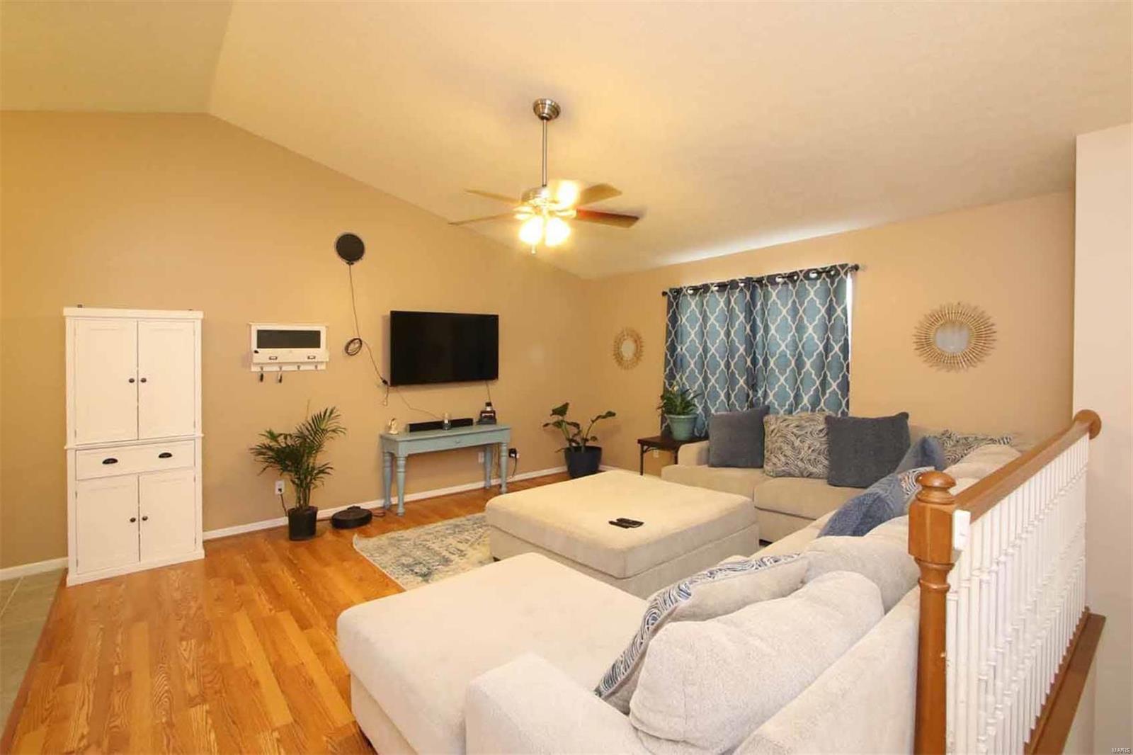 9844 Oak Grove School Road Lebanon, IL 62254 - Photo 3 of 52 Gallery Image 3