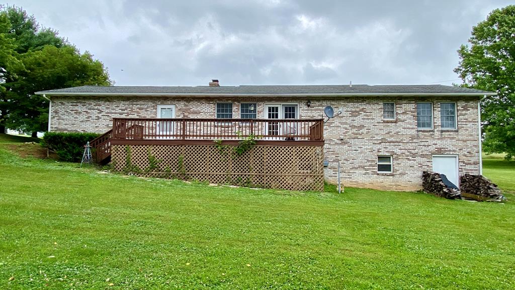 1644 Kimberlin Road Rural Retreat, VA 24368 - Photo 4 of 48 Gallery Image 4