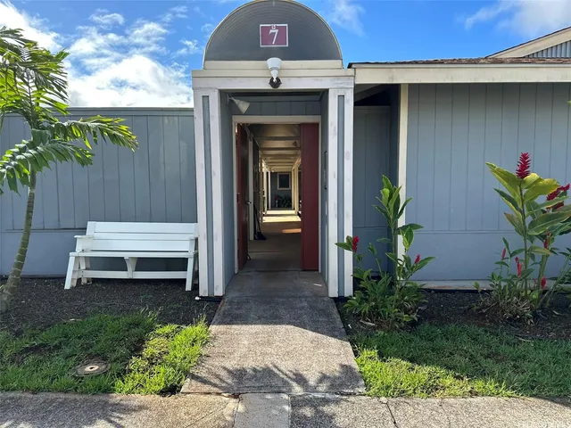 $2,500 | 95-1050 Makaikai Street, Unit 7A, Mililani, HI 96789