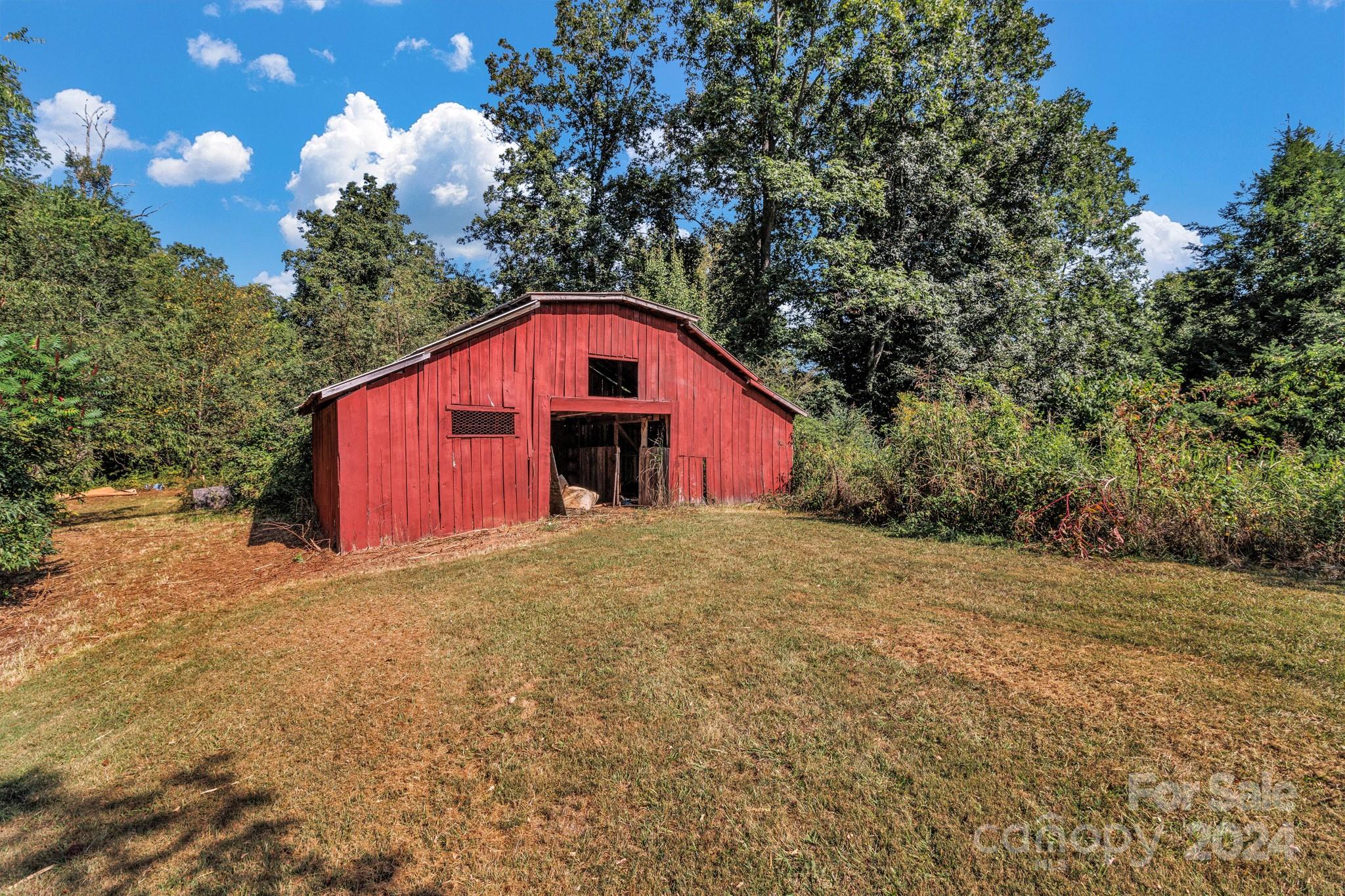 368 Richards Ridge Canton, NC 28716 - Photo 34 of 34 a view of a backyard of a house