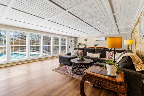 $529,000 | 431 Ridgewood Drive, Shepherd, TX 77371