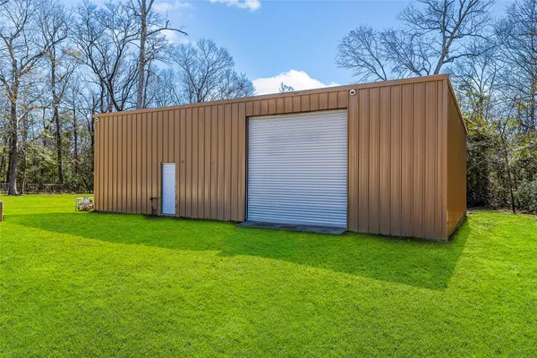 $529,000 | 431 Ridgewood Drive, Shepherd, TX 77371