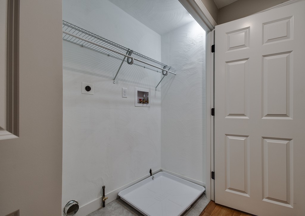 10 Oxbow Road Natick, MA 01760 - Photo 17 of 26 Gallery Image 17