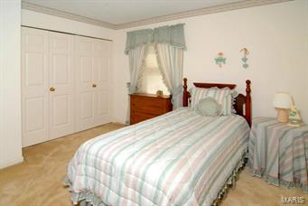 1836 Rustic Oak Road Chesterfield, MO 63017 - Photo 13 of 36 Gallery Image 13