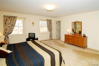 1836 Rustic Oak Road Chesterfield, MO 63017 - Photo 29 of 36 Gallery Image 29