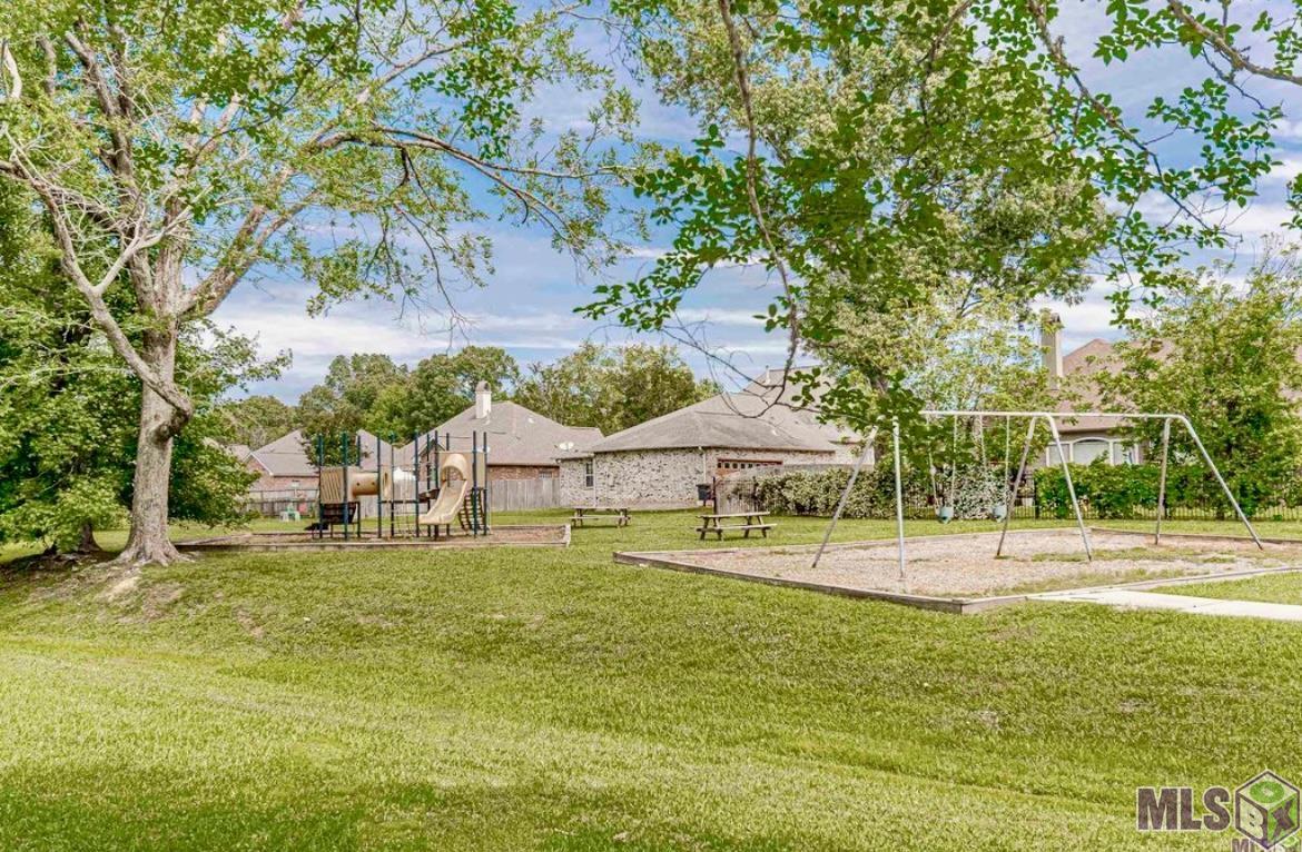 17724 Twin Ridge Avenue Baton Rouge, LA 70817 - Photo 32 of 32 Commity Park
