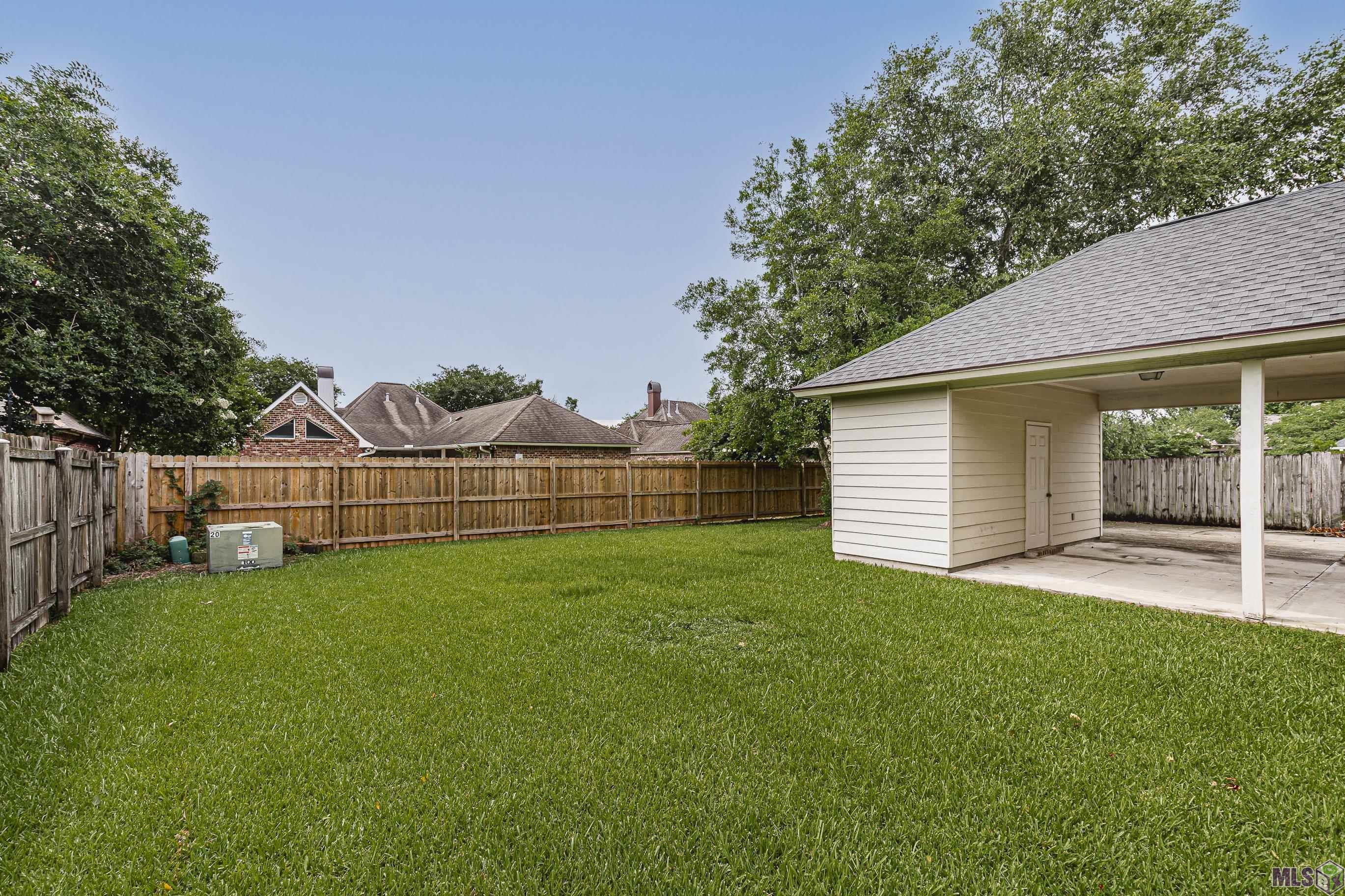 17724 Twin Ridge Avenue Baton Rouge, LA 70817 - Photo 7 of 32