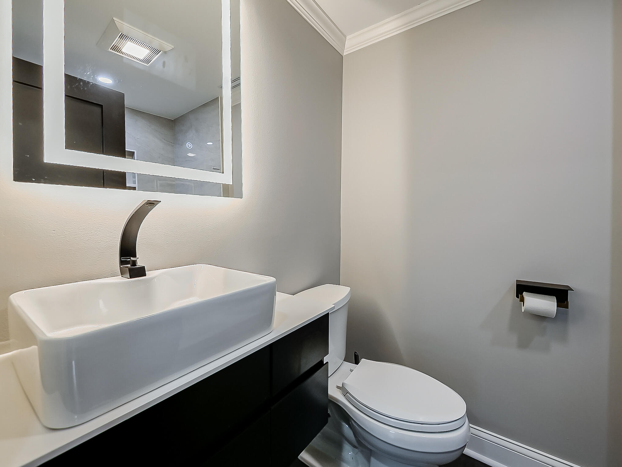 2431 Lothrop Street Detroit, MI 48206 - Photo 29 of 62 Lothrop-37