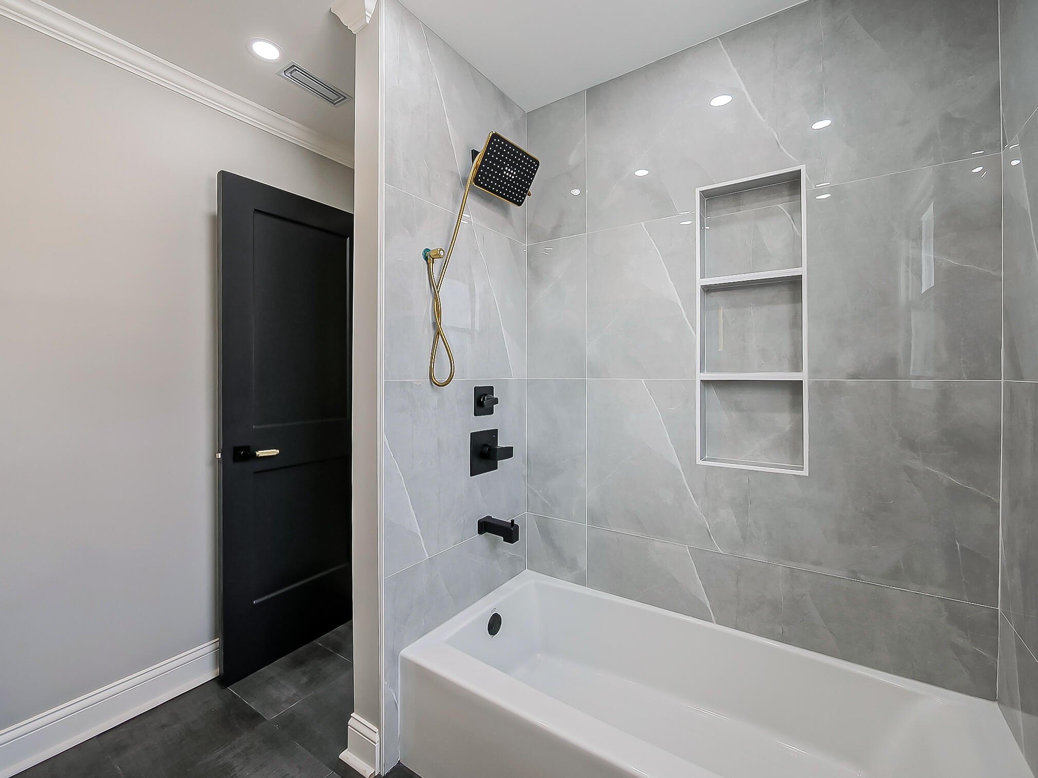 2431 Lothrop Street Detroit, MI 48206 - Photo 41 of 62 Lothrop-53