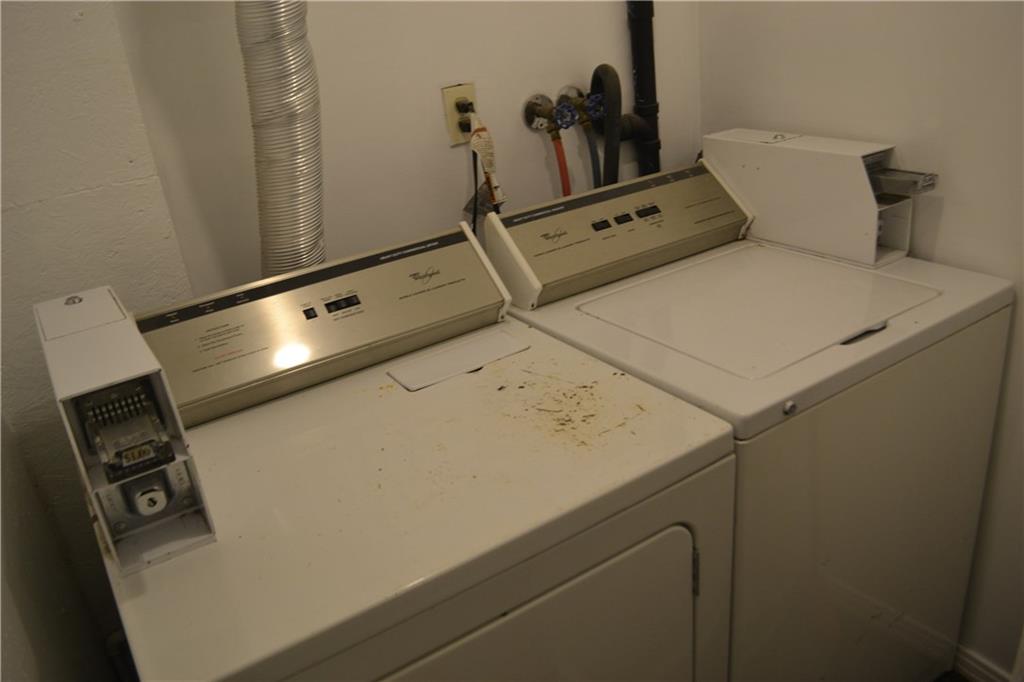 3217 Romeo Street Pittsburgh, PA 15213 - Photo 7 of 23