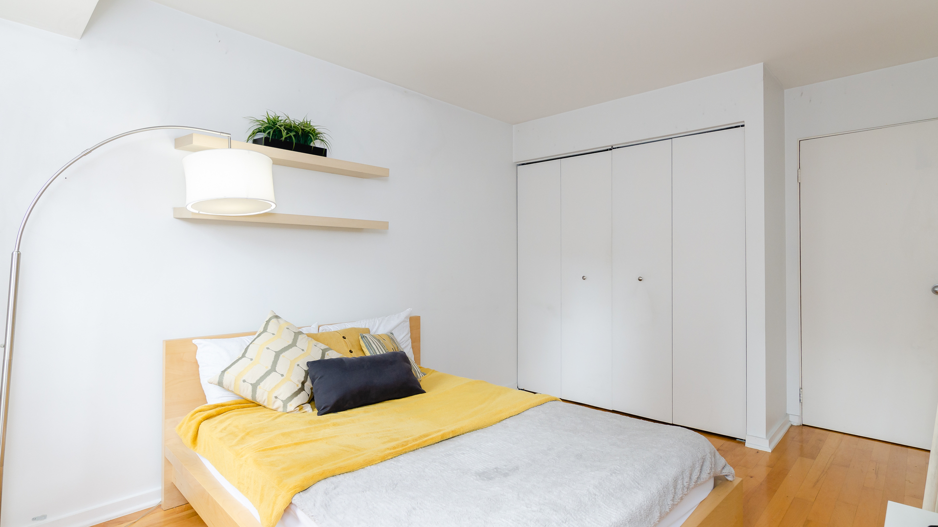 40 East 9th Street, Unit 805 Chicago, IL 60605 - Photo 14 of 18