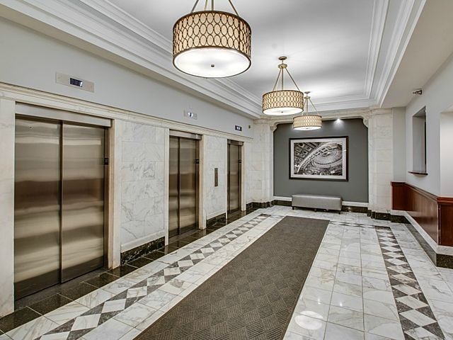 40 East 9th Street, Unit 805 Chicago, IL 60605 - Photo 3 of 18