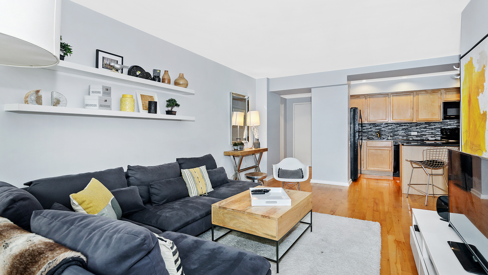 40 East 9th Street, Unit 805 Chicago, IL 60605 - Photo 5 of 18