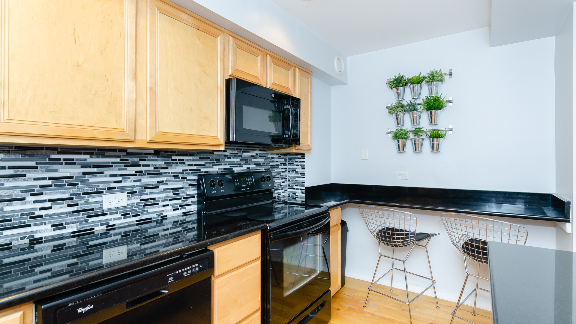 40 East 9th Street, Unit 805 Chicago, IL 60605 - Photo 7 of 18