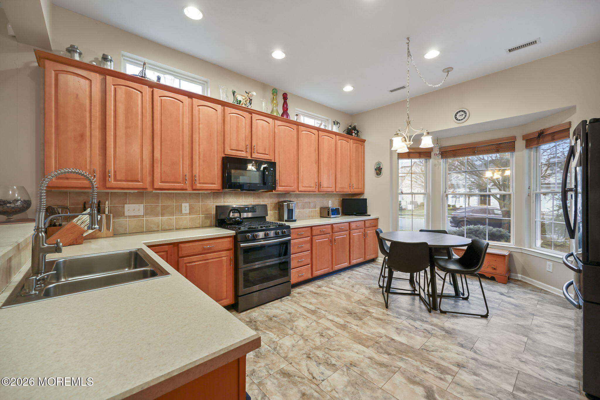 29 Inverness Lane Jackson, NJ 08527 - Photo 6 of 50 Kitchen