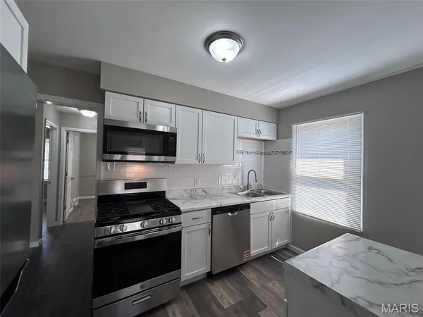 $1,800 | 9517 Lydell Drive, Affton, MO 63123