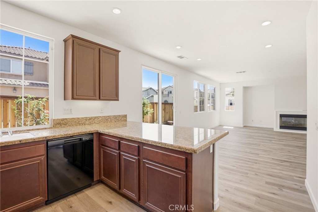 31598-31598 Six Rivers Court Temecula, CA 92592 - Photo 19 of 43