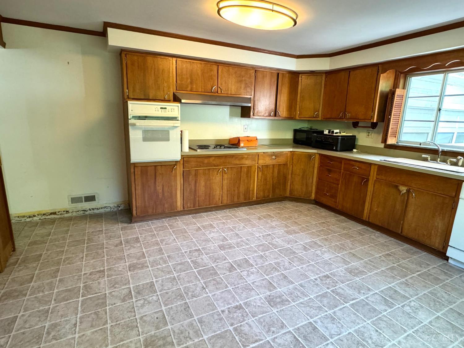 7034 Bridges Road Cincinnati, OH 45230 - Photo 24 of 41