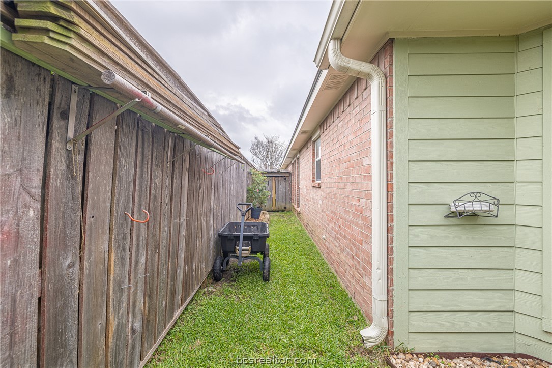 2633 Trophy Drive Bryan, TX 77802 - Photo 43 of 47 a view of a pathway of a building