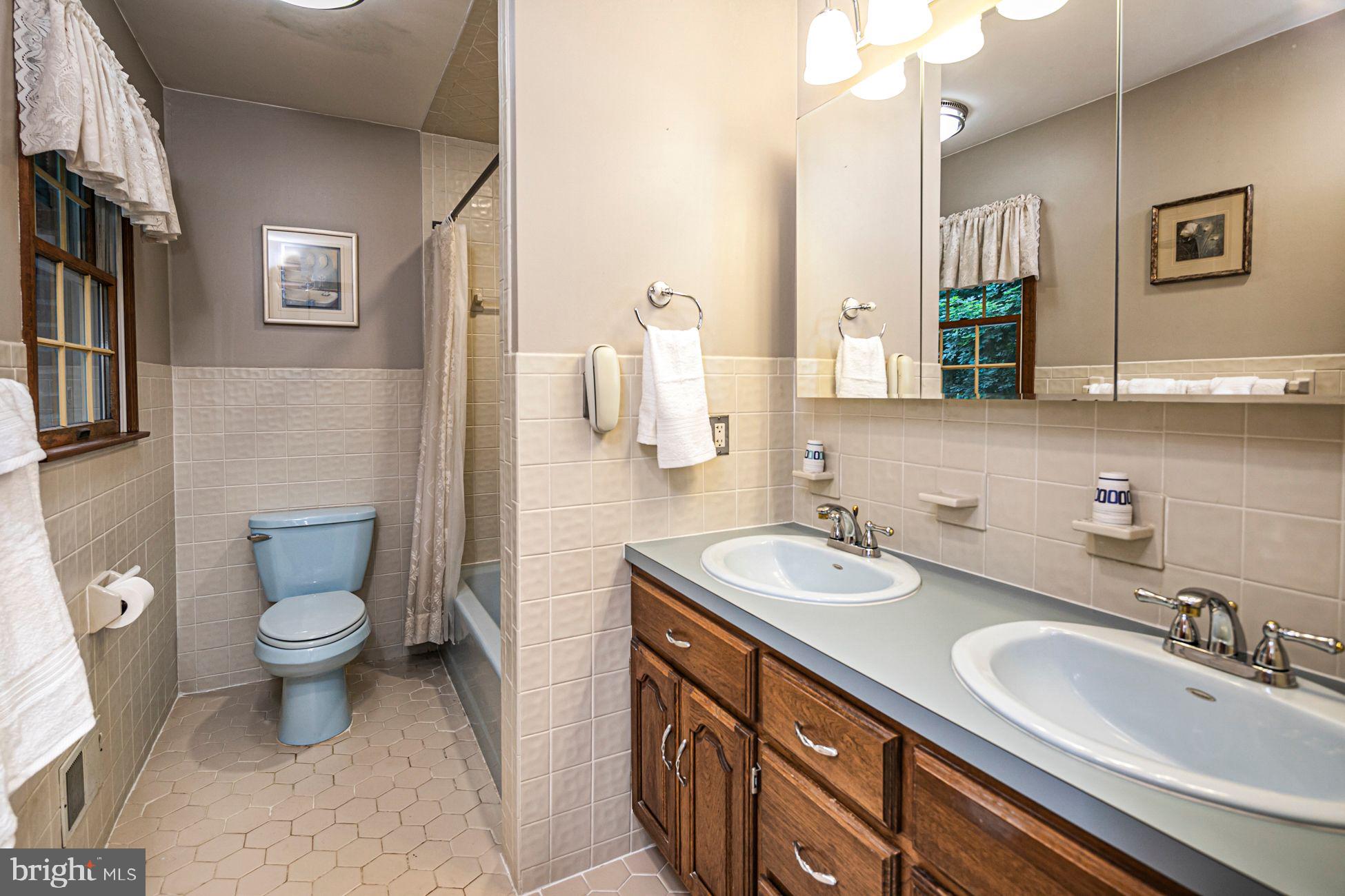 271 Opossum Road Skillman, NJ 08558 - Photo 12 of 32 Gallery Image 12