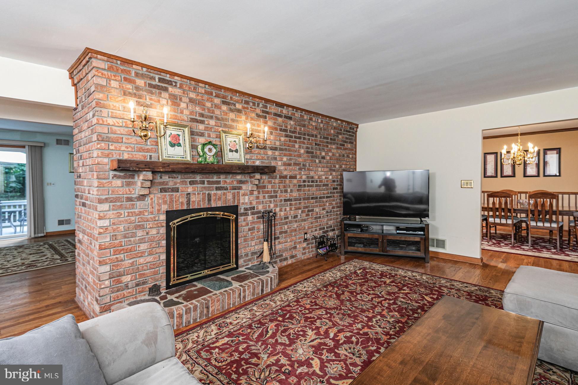 271 Opossum Road Skillman, NJ 08558 - Photo 4 of 32 Gallery Image 4