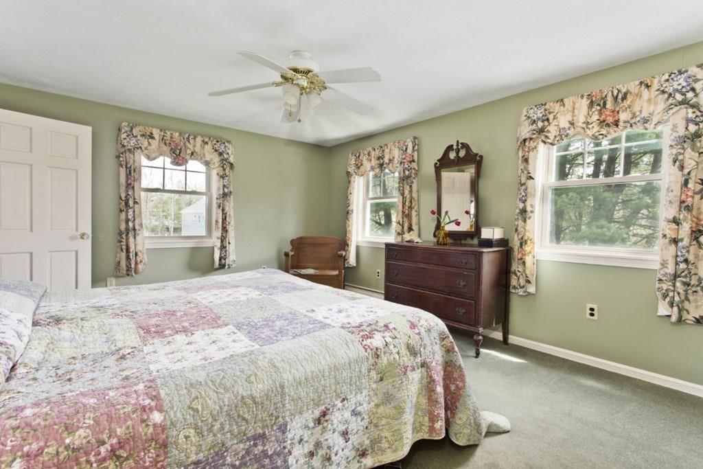 38 Edgemere Road Lynnfield, MA 01940 - Photo 32 of 42 Gallery Image 32