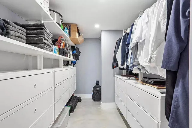 $1,000,000 | 3200 South Ocean Boulevard, Unit C303, Palm Beach, FL 33480