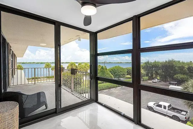 $1,000,000 | 3200 South Ocean Boulevard, Unit C303, Palm Beach, FL 33480