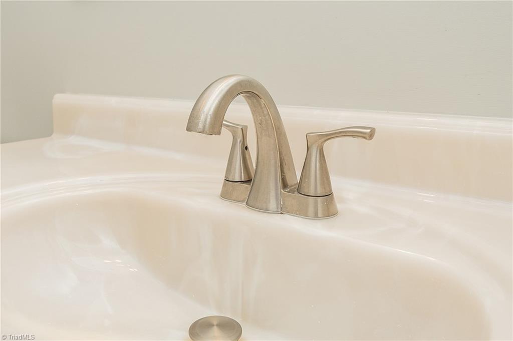 6201 Hunters Ridge Drive Lexington, NC 27295 - Photo 25 of 36 Gallery Image 25