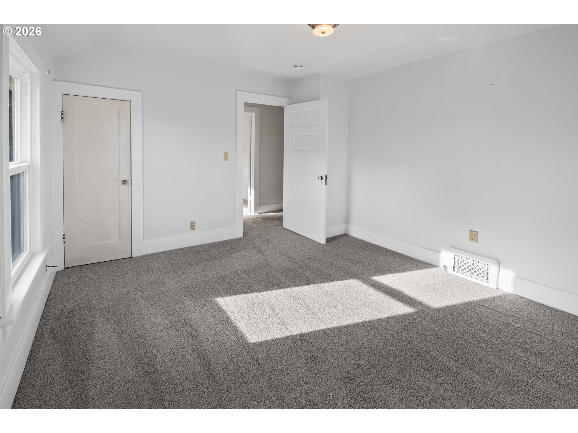 708 33rd Street Astoria, OR 97103 - Photo 27 of 46 Bedroom