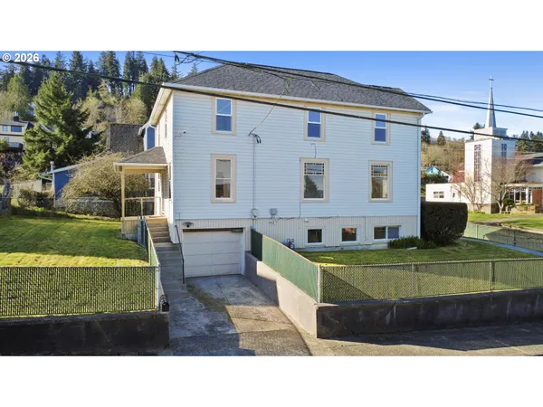 $519,000 | 708 33rd Street, Astoria, OR 97103